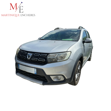 *49 - DACIA SANDERO - 390