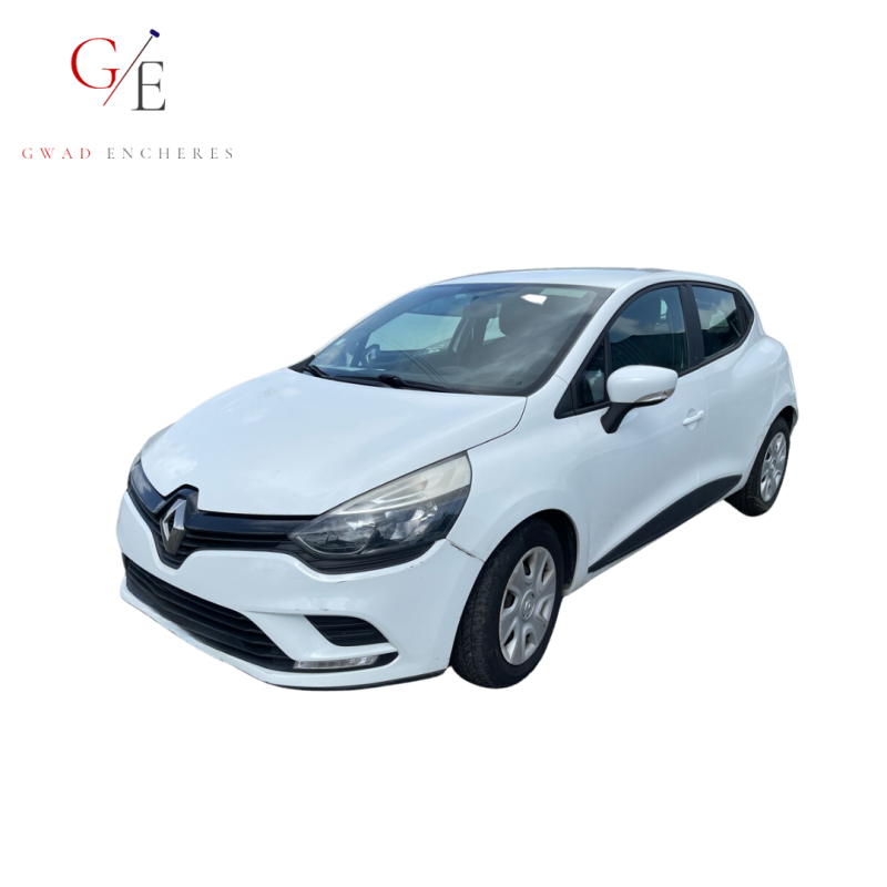 04 - RENAULT CLIO - 129