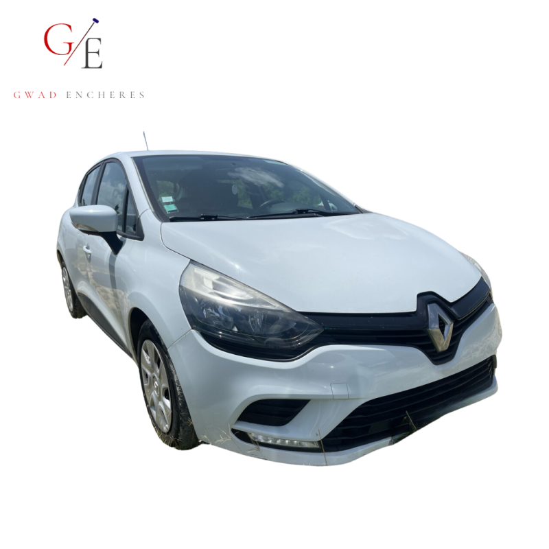 06 - RENAULT CLIO - 130