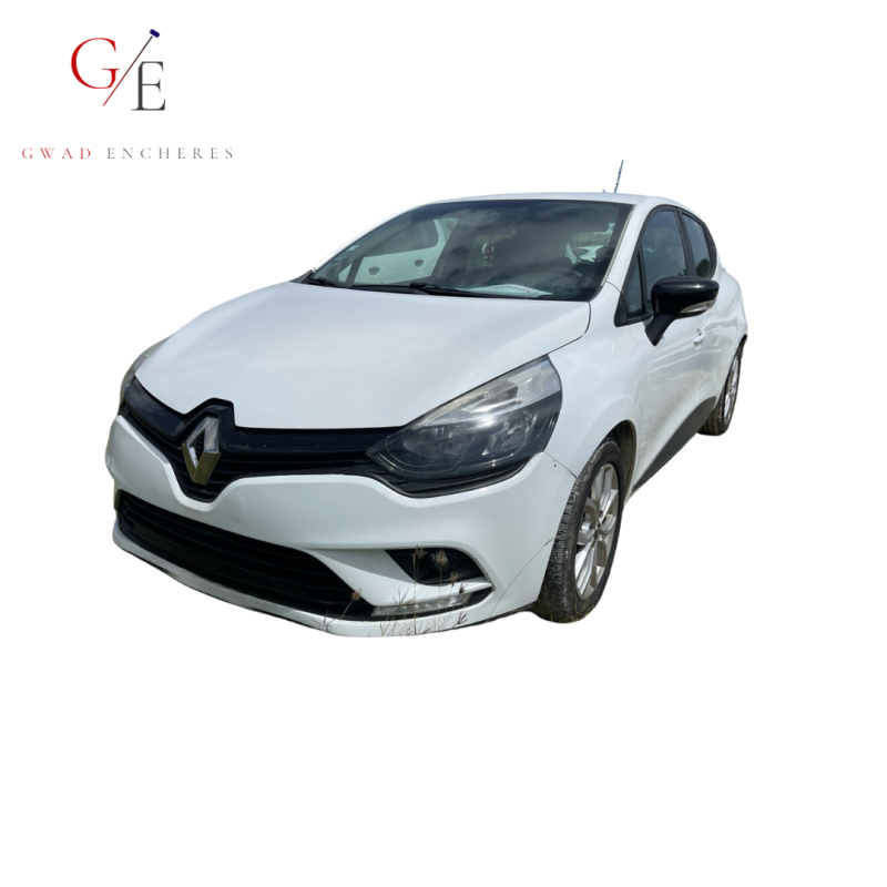 24 - RENAULT CLIO - 148